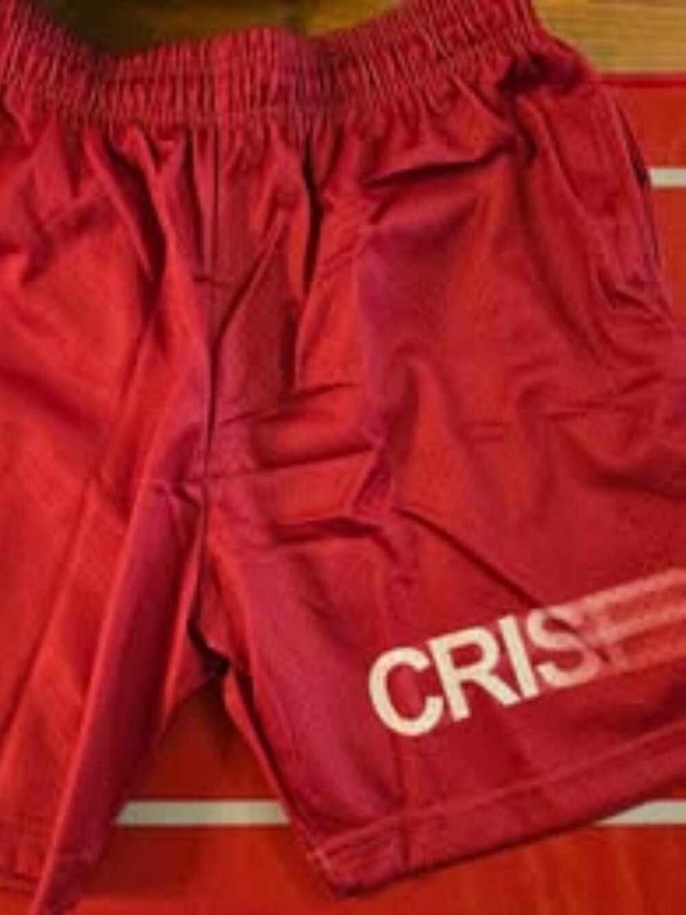 Large CRISPY NYC RED CRIPSY BLUR SHORTS